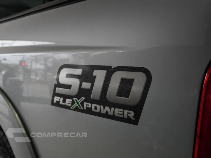 S10 2.4 MPFI EXECUTIVE 4X2 CD 8V FLEX 4P MANUAL