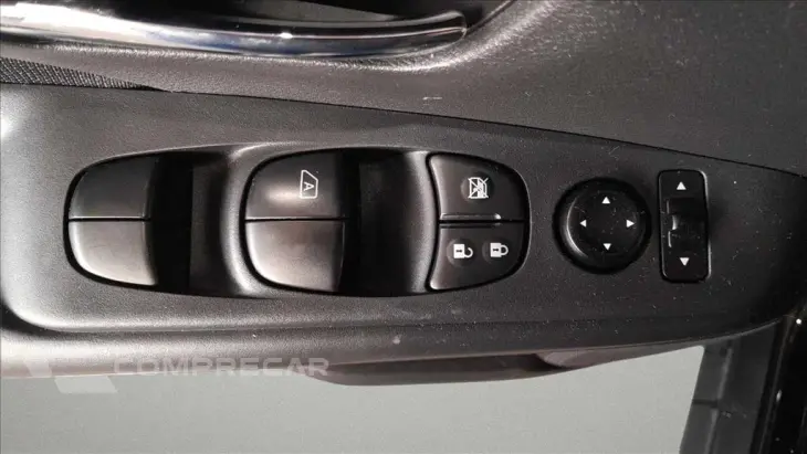 KICKS 1.6 16V FLEXSTART SENSE XTRONIC