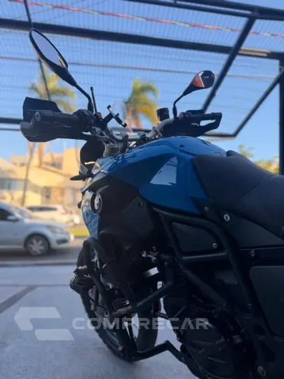 F 800 GS Triple Black/trophy