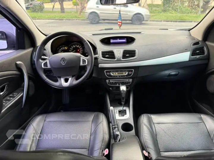 FLUENCE Sed. Dynamique 2.0 16V FLEX Aut.