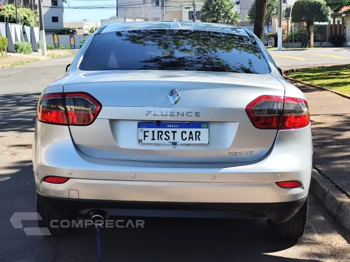 FLUENCE 2.0 DYNAMIQUE 16V FLEX 4P AUTOMÁTICO