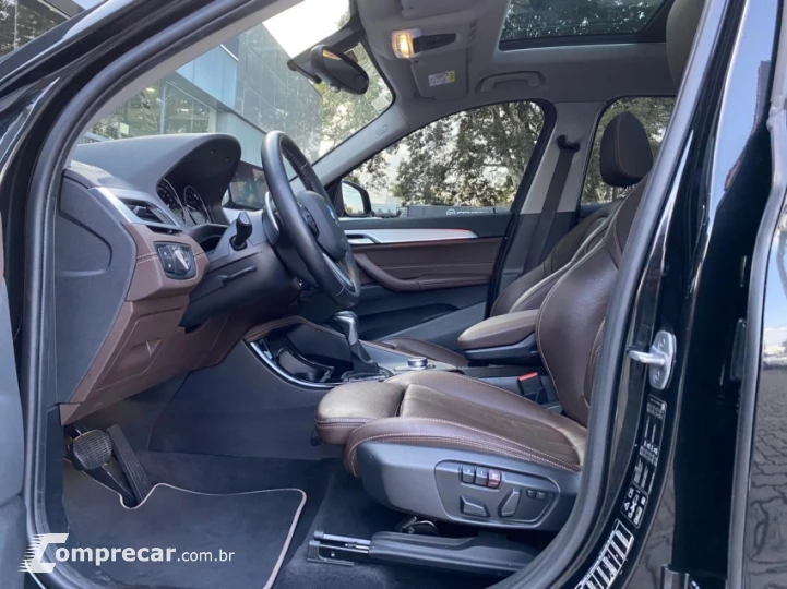 X1 2.0 16V Turbo Activeflex25i Sport