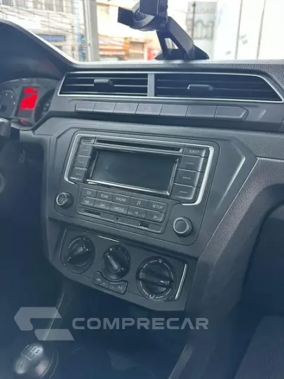 VOYAGE 1.0 12V MPI TOTALFLEX 4P MANUAL