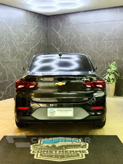 ONIX 1.0 Turbo Plus LTZ