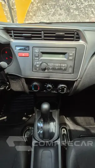 CITY 1.5 LX Sedan 16V