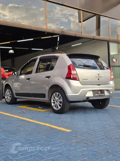 SANDERO Expression Hi-Flex 1.6 8V 5p