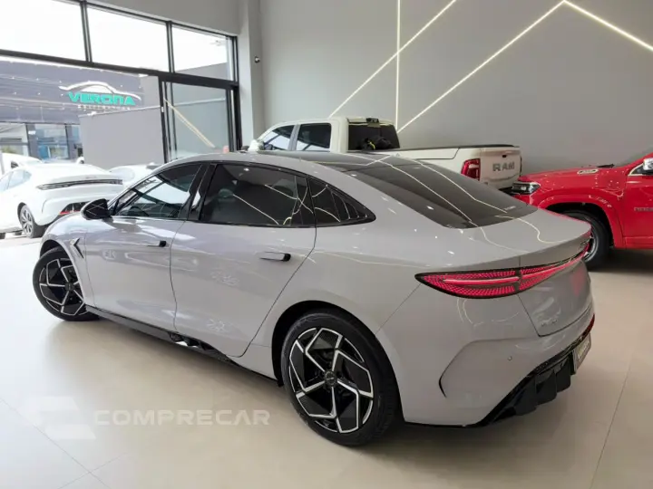 SEAL 82,5 KW AWD