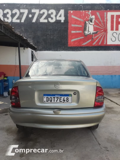 CORSA 1.0 MPFI Classic Sedan Life 8V