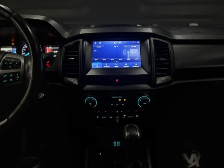 RANGER 2.2 BLACK 4X2 CD 16V DIESEL 4P AUTOMÁTICO