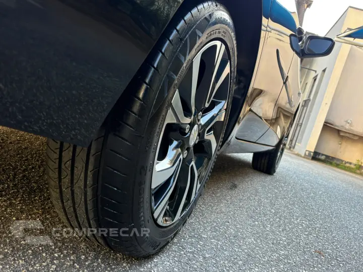ONIX 1.0 Turbo Plus Premier