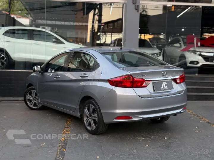 CITY Sedan LX 1.5 Flex 16V 4p Aut.