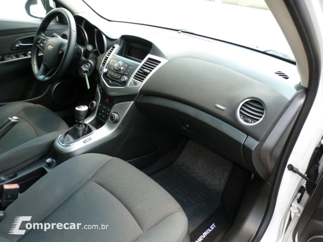 CRUZE 1.4 LT