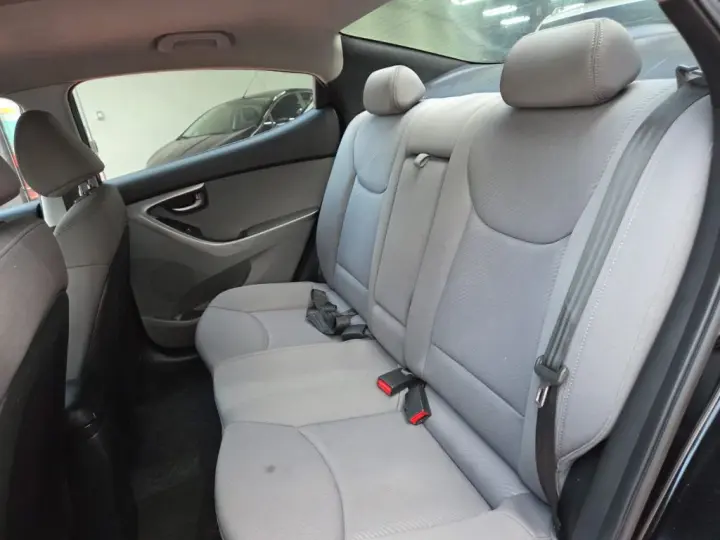 Elantra GLS 1.8 16V Aut.