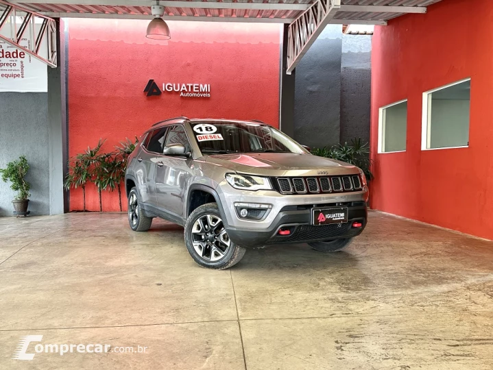 COMPASS 2.0 16V DIESEL TRAILHAWK 4X4 AUTOMÁTICO