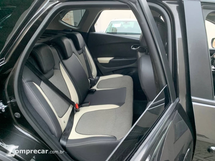 CAPTUR Intense 1.6 16V Flex 5p Aut.