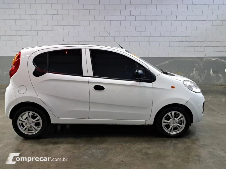 Qq 1.0 Mpfi Act 12V Flex 4P Manual