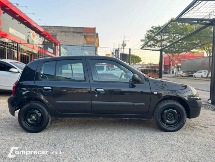 Clio Hatch 1.6 16V 4P PRIVILEGE