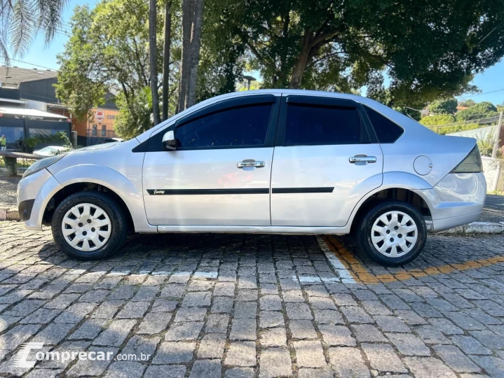 Fiesta Sedan 1.0 8V Flex 4p
