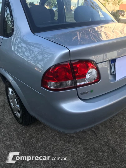 CORSA 1.0 MPFI Classic Sedan 8V