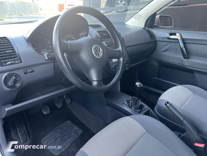 Polo Sedan 1.6 Mi Total Flex 8V 4p