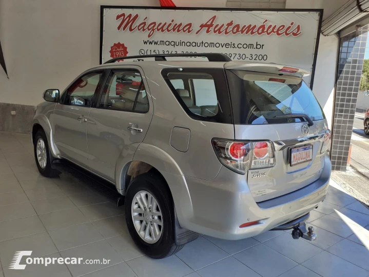 HILUX SW4 3.0 SRV 4X4 7 Lugares 16V Turbo Intercooler