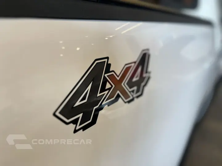 Hilux Caminhonete 2.8 16V SRV 4X4 DIESEL CABINE DUPLA AUTOMÁ