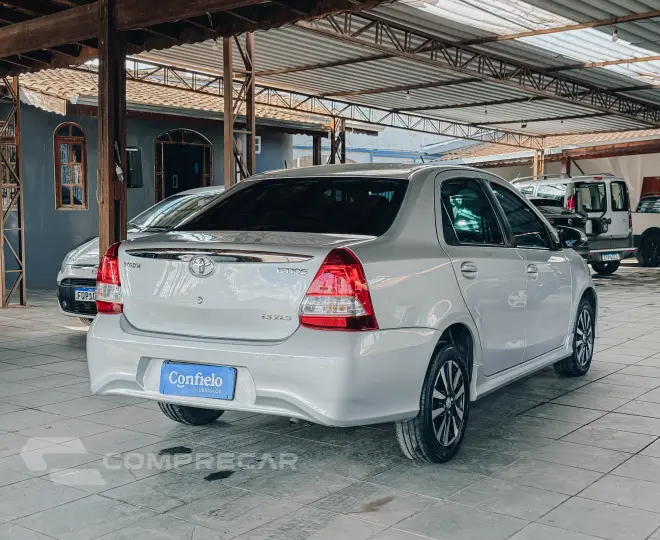 ETIOS 1.5 XLS Sedan 16V