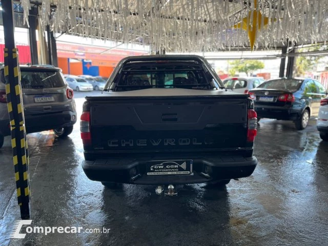 S10 - 2.4 MPFI EXECUTIVE 4X2 CD 8V 4P MANUAL