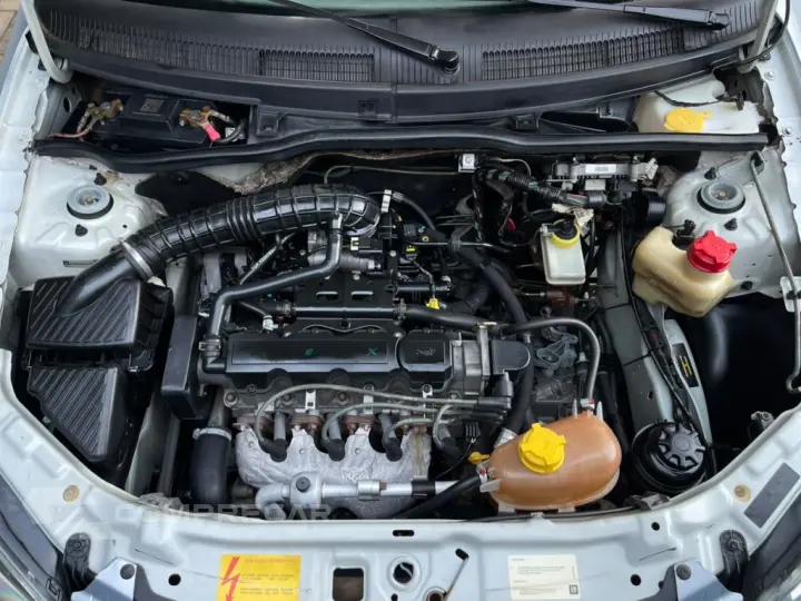 PRISMA 1.4 MPFI LT 8V FLEX 4P MANUAL