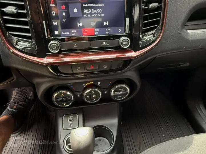 TORO 2.0 16V Turbo Freedom 4WD