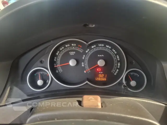 PRISMA - 1.4 MPFI MAXX 8V 4P MANUAL