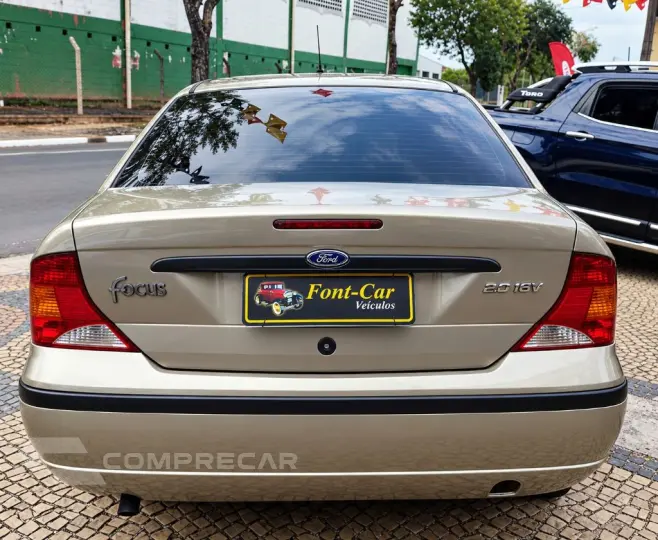 Focus Sedan 2.0 16V/2.0 16V Flex 4p