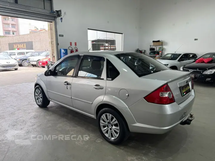 Fiesta 1.6 Mpi Class Sedan 8V Flex 4P Manual