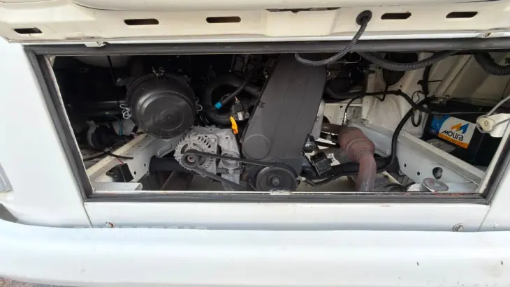 Kombi Furgão 1.4 Mi Total Flex 8V