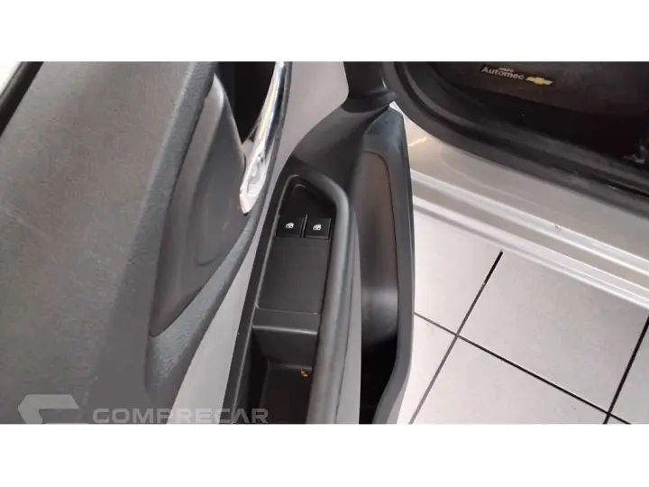 ONIX 1.4 MPFI LT 8V FLEX 4P AUTOMATICO