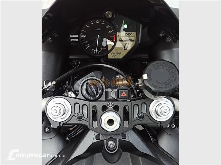YZF R1