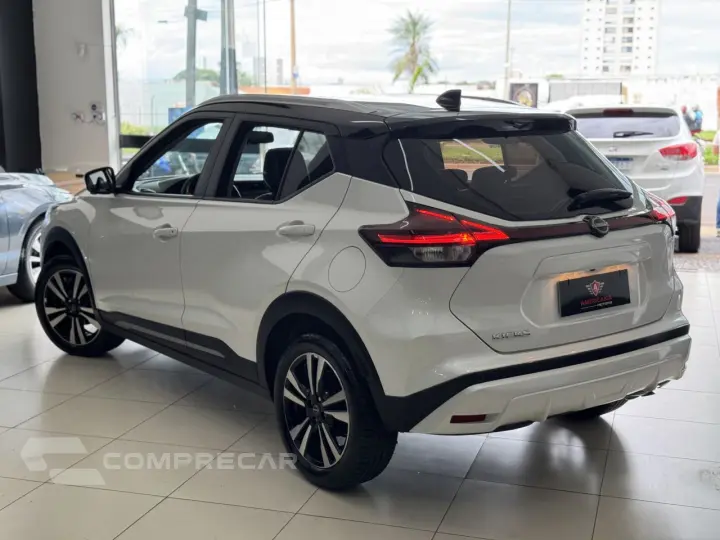 Kicks 1.6 16V 4P FLEXSTART EXCLUSIVE XTRONIC AUTOMÁTICO CVT