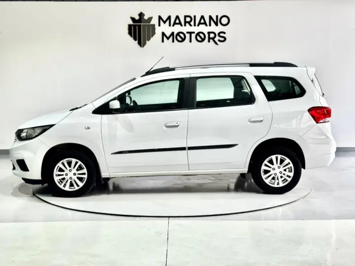 SPIN 1.8 LT 8V FLEX 4P AUTOMÁTICO