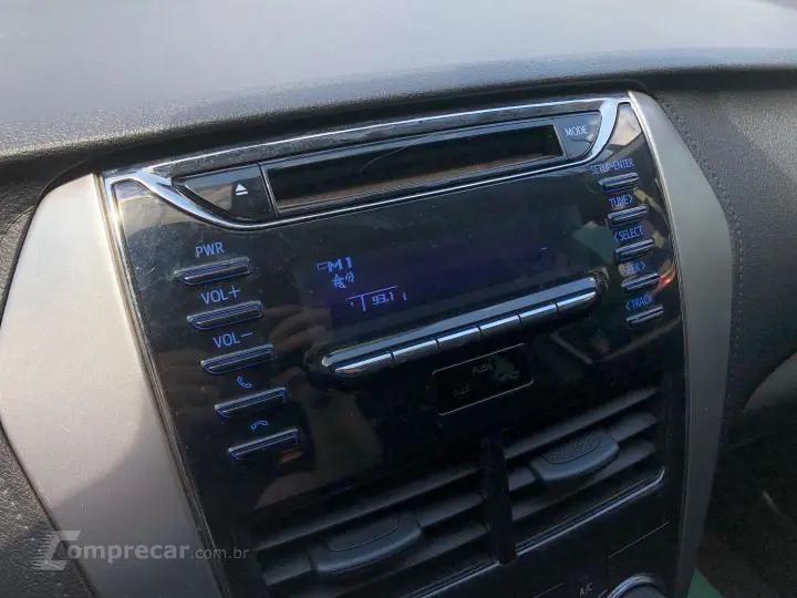 Yaris 1.5 16V Flex Sedan Xl Manual