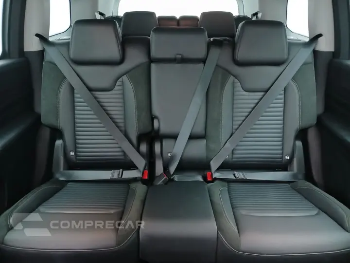 COMMANDER 1.3 T270 TURBO FLEX LIMITED AT6