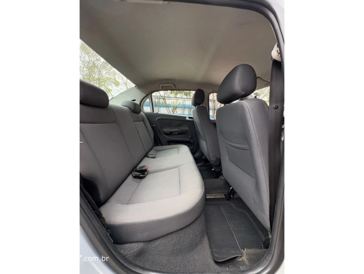VOYAGE 1.0 MI 8V FLEX 4P MANUAL