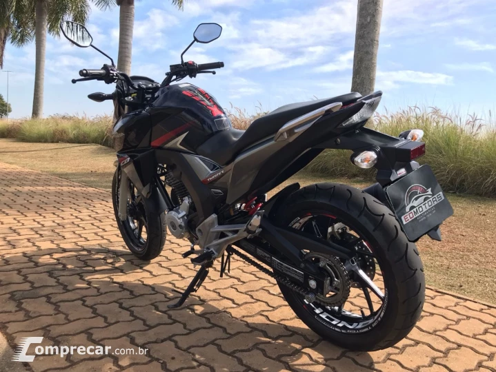 CB TWISTER 250F
