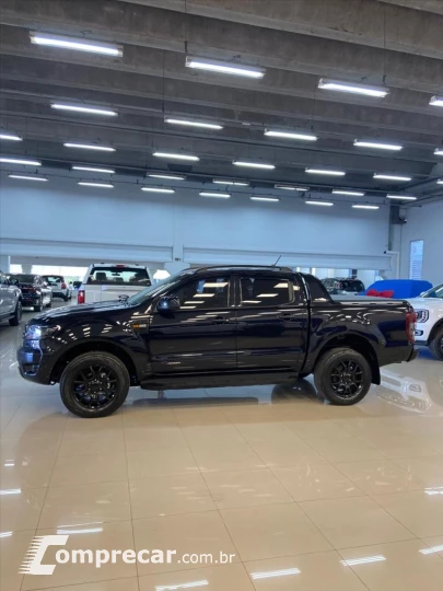 RANGER 2.2 Black 4X2 CD 16V