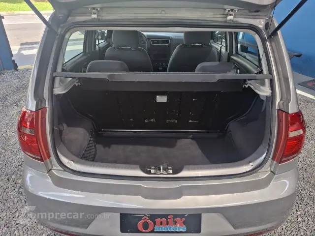 FOX - 1.6 MI 8V 4P MANUAL