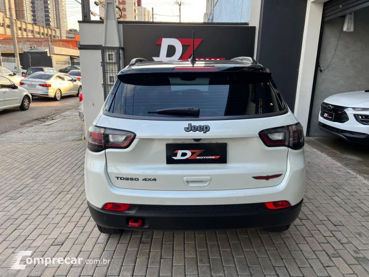 COMPASS 2.0 16V Trailhawk 4X4