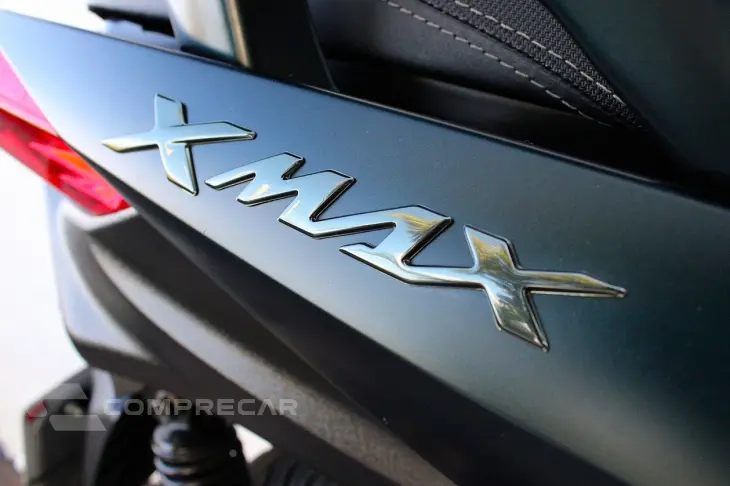 YAMAHA XMAX ABS