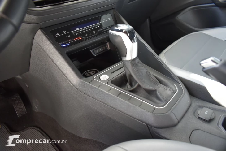 Nivus 1.0 4P FLEX 200 TSI HIGHLINE TURBO AUTOMÁTICO