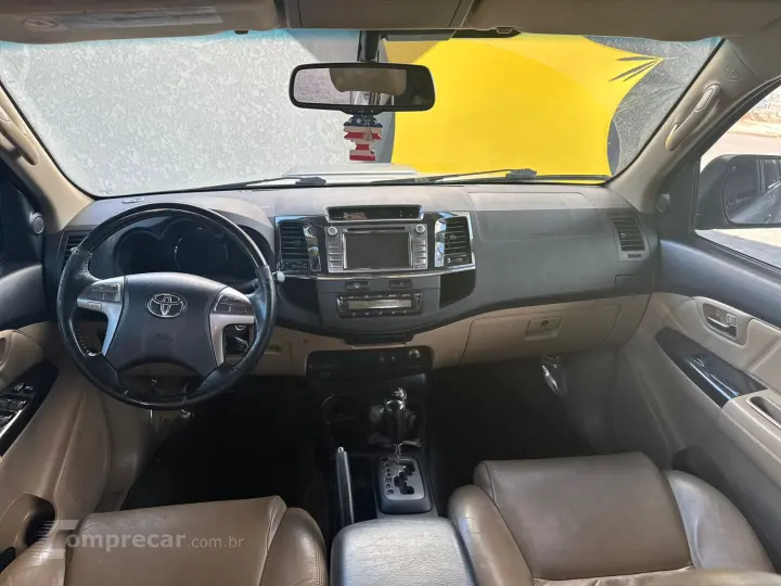 HILUX SW4 3.0 SRV 4X4 7 Lugares 16V Turbo Intercooler