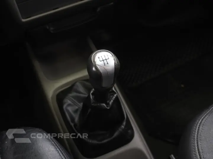 CLASSIC 1.0 MPFI LS 8V FLEX 4P MANUAL