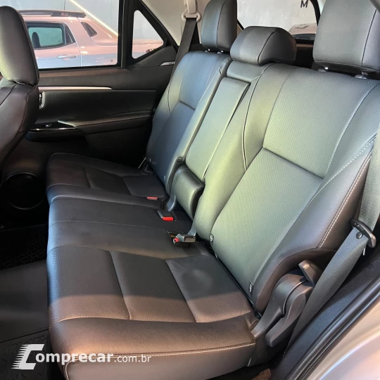 Hilux SW4 SRX 4x4 2.8 TDI 16V Dies. Aut.